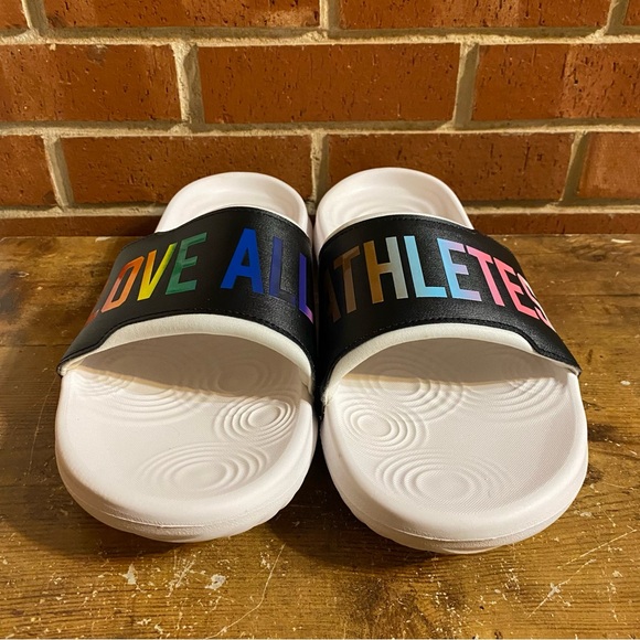 Under Armour Unisex UA Ignite Select “PRIDE” 3027254-001 Men’s Size 13 W 14.5 - Picture 3 of 9